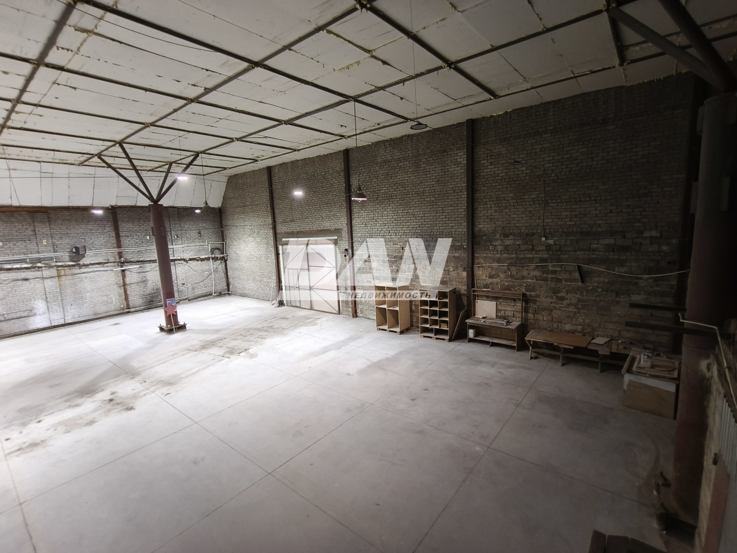Склад 983 м²