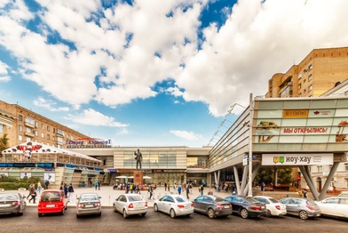 Спустя 15 лет переговоров в ТК «Галерея Аэропорт» открылся ресторан «Макдоналдс»