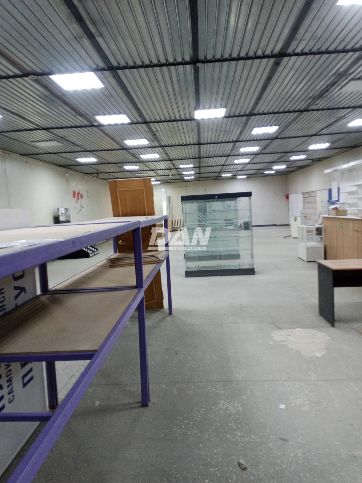 Торговое помещение 400 м²