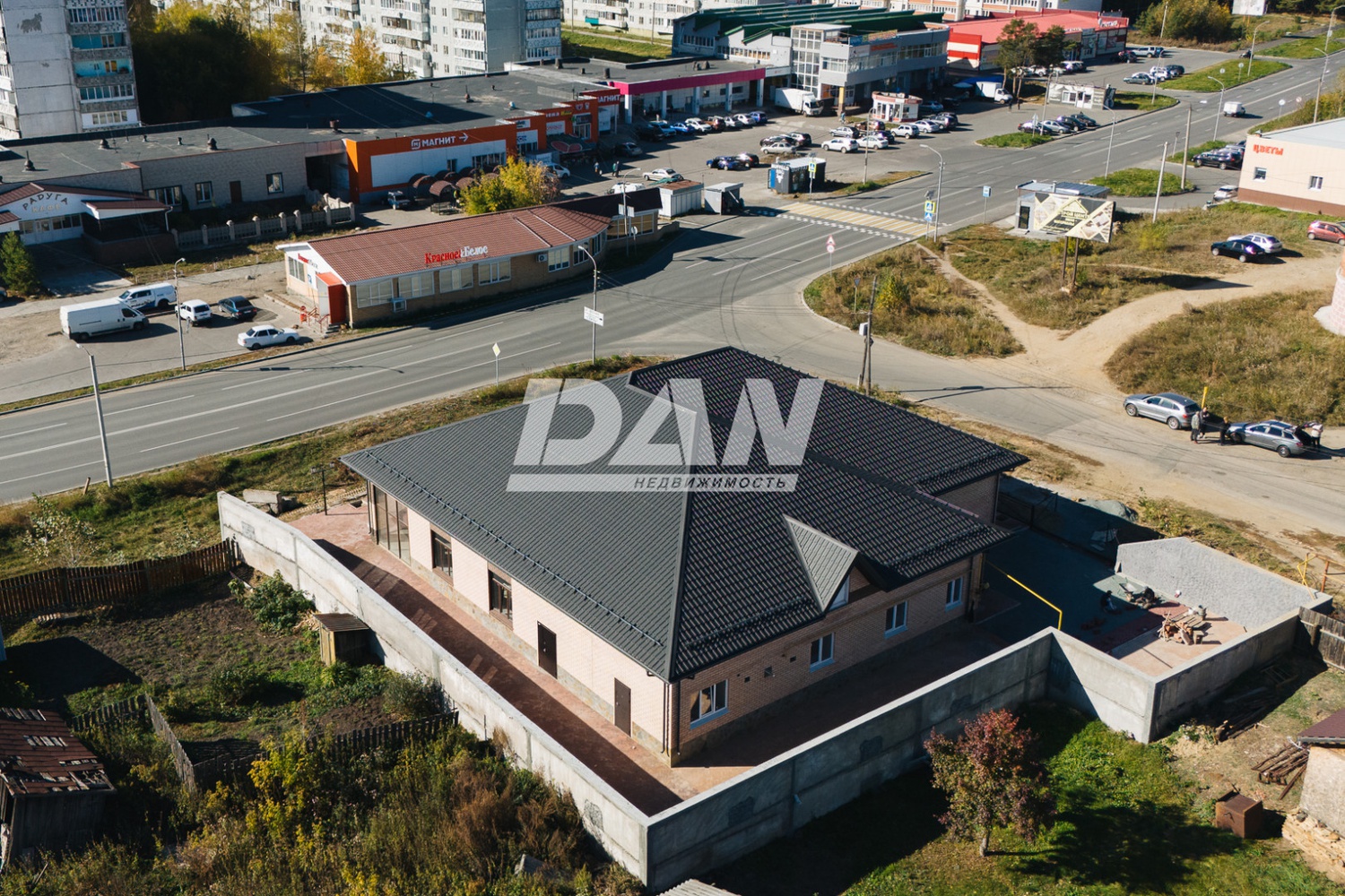 Торговая площадь 461 м²