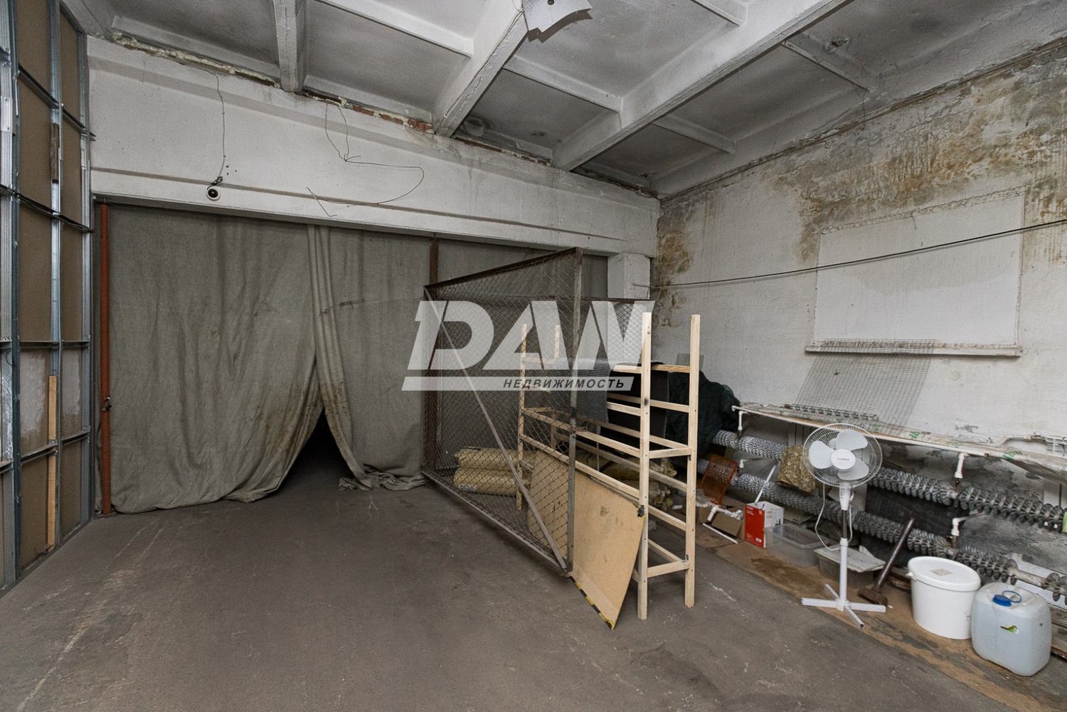 Производственное помещение 413 м²