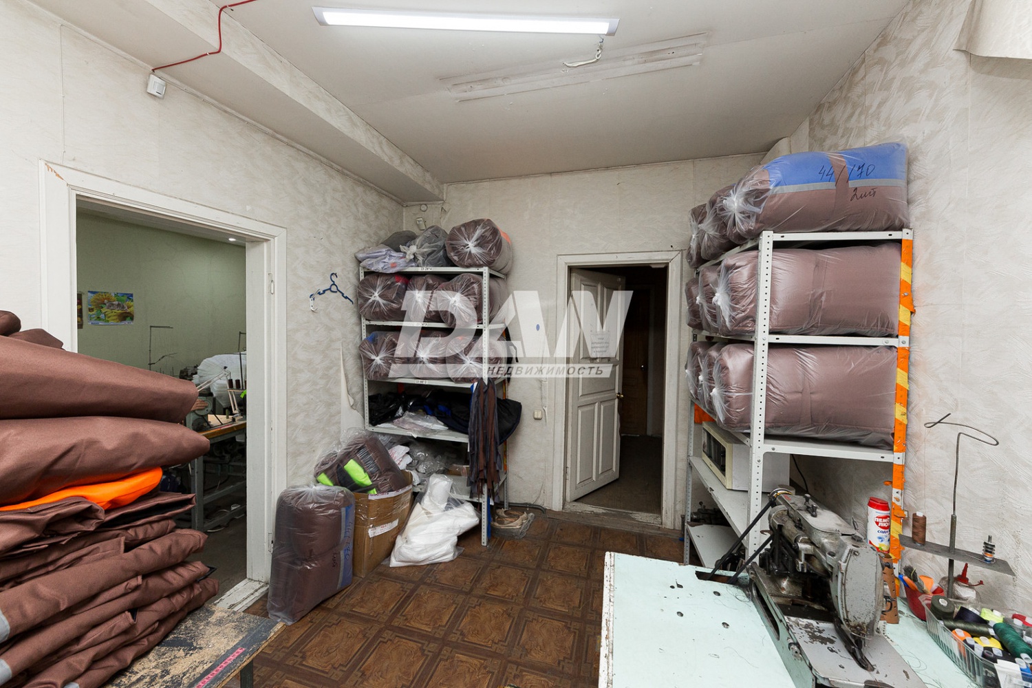 Производственное помещение 944 м²