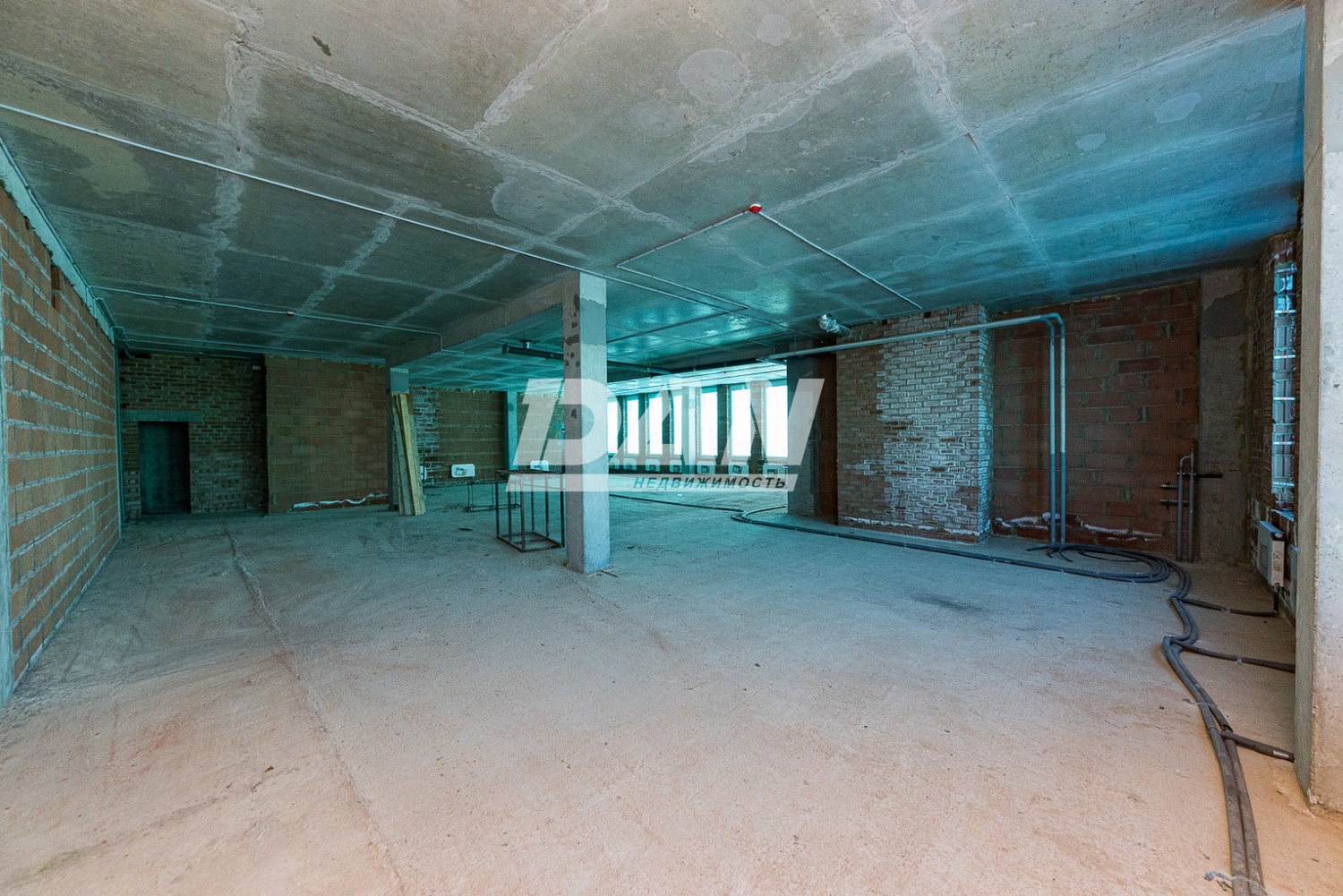 Торговая площадь 342,5 м²