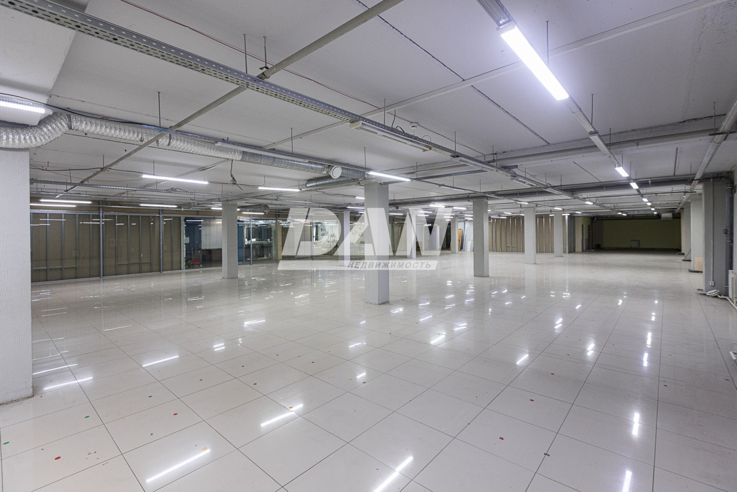 Помещение свободного назначения 780 м²