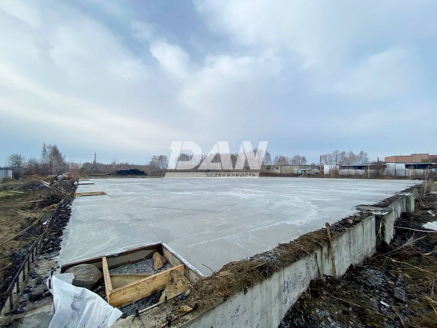 Склад 1700 м²