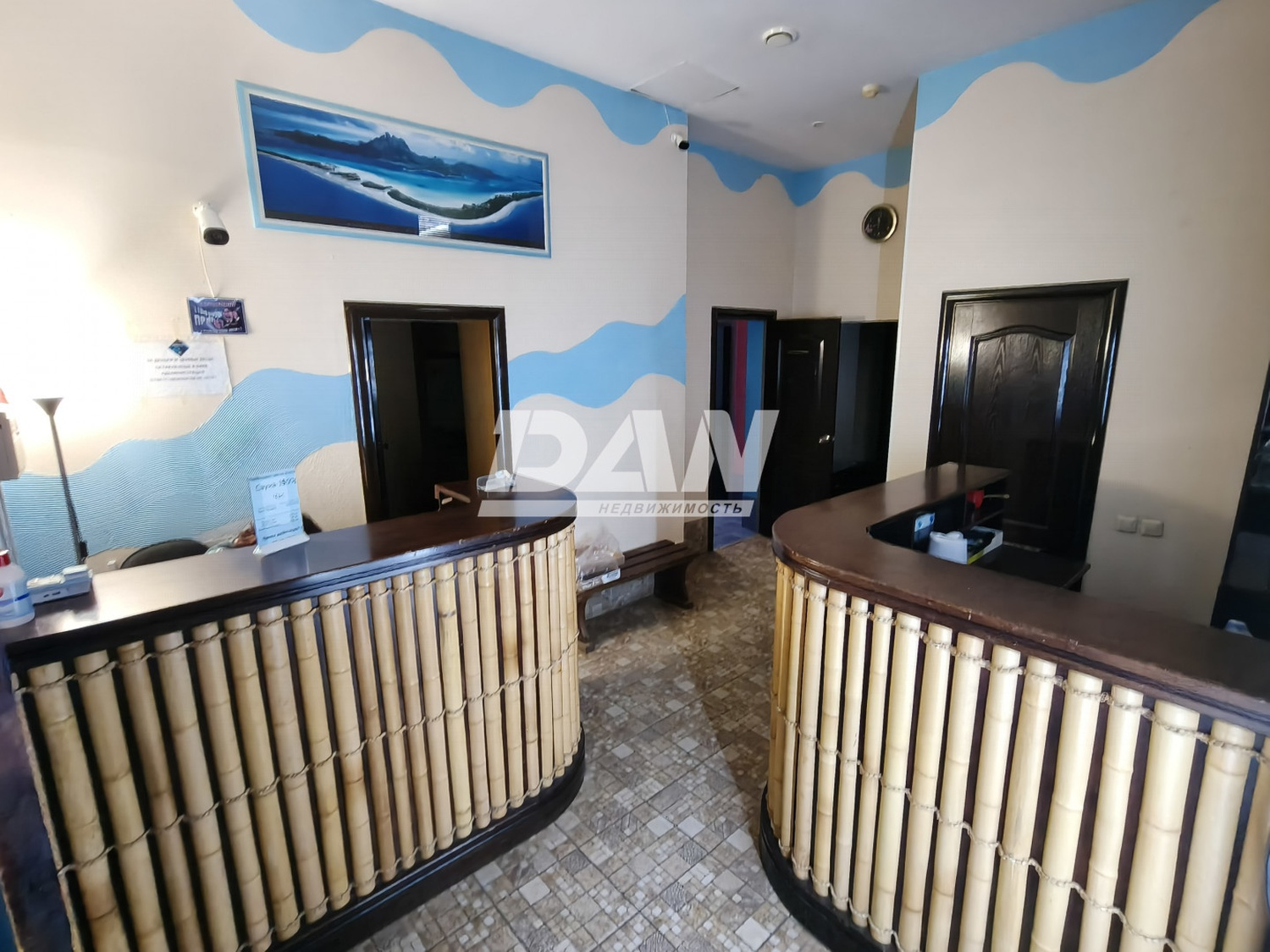 Торговое помещение 283 м²