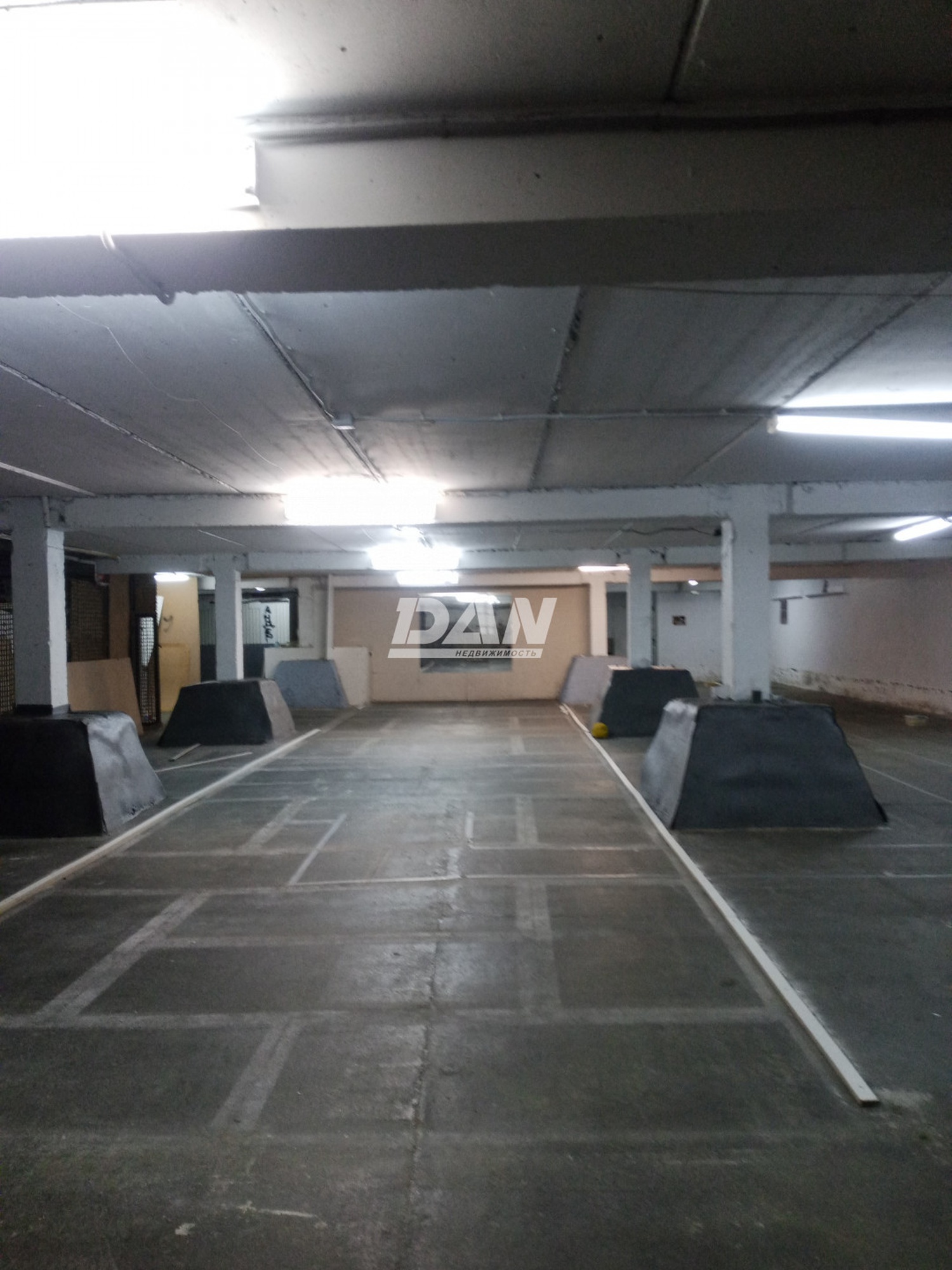 Помещение свободного назначения 400 м²