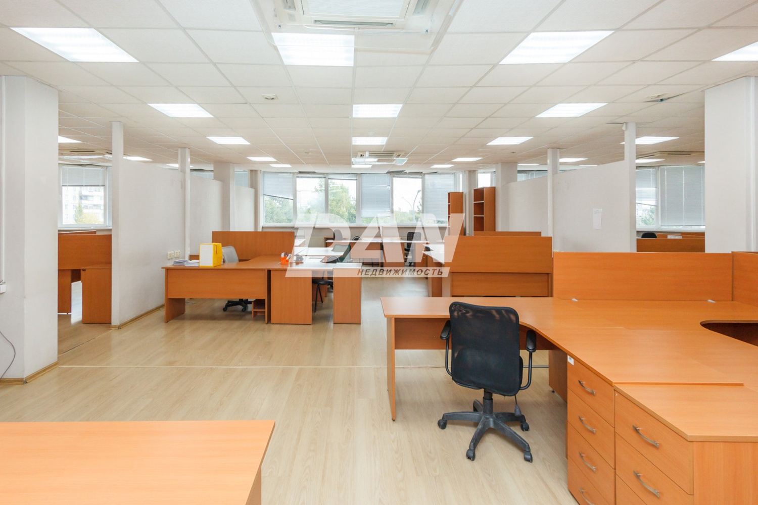Офис 1794 м²
