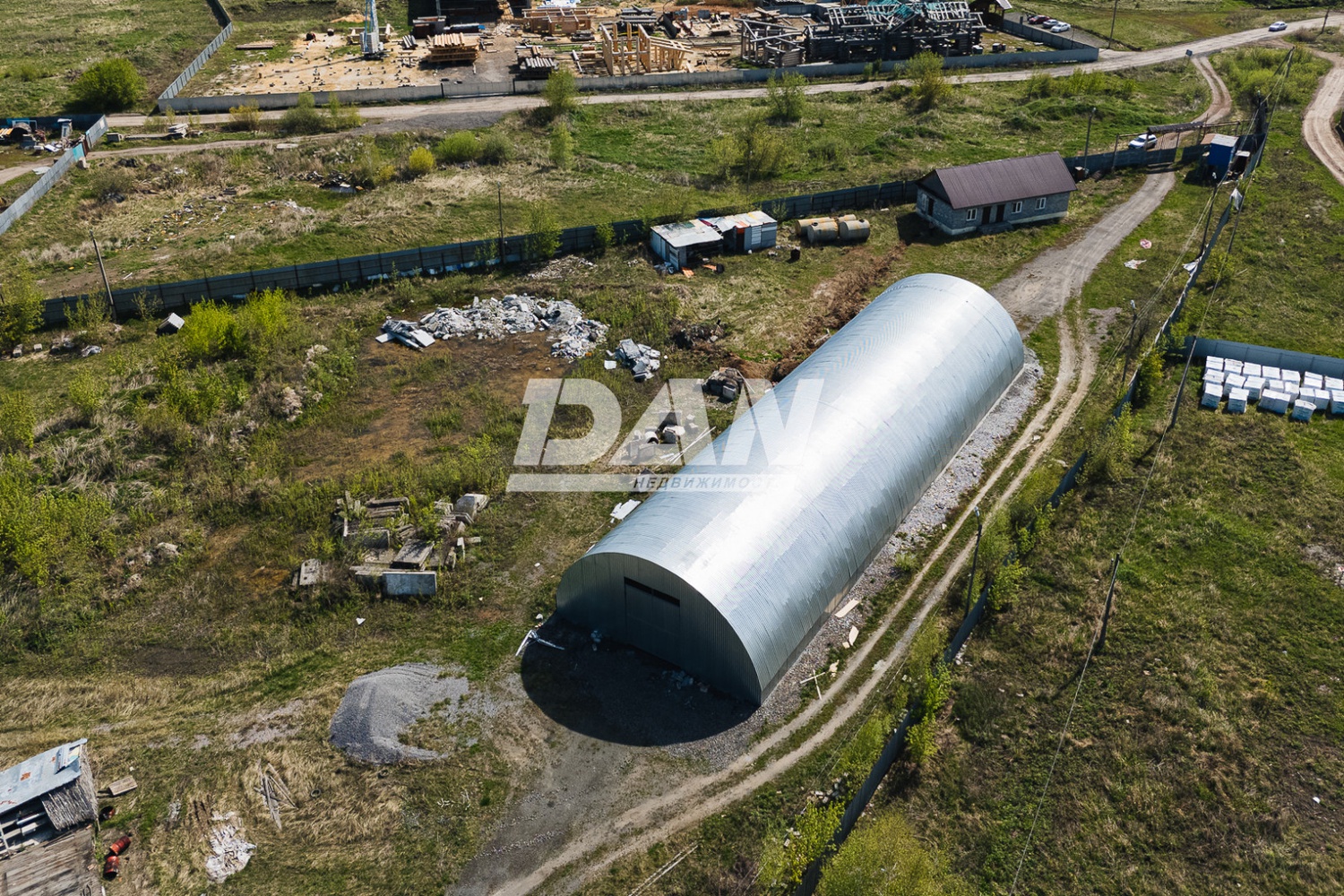 Производственное помещение 1137 м²