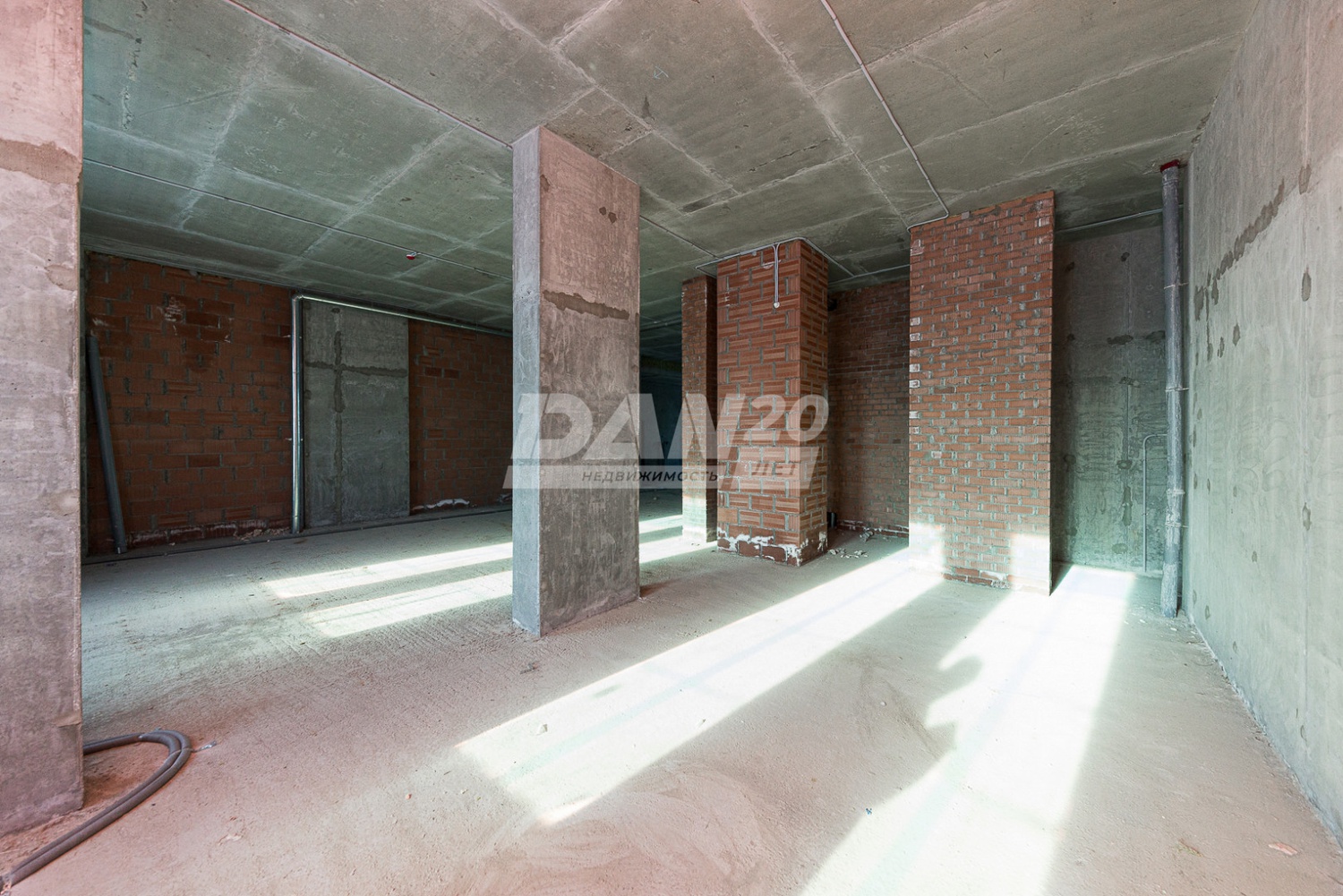 Торговая площадь 296,8 м²