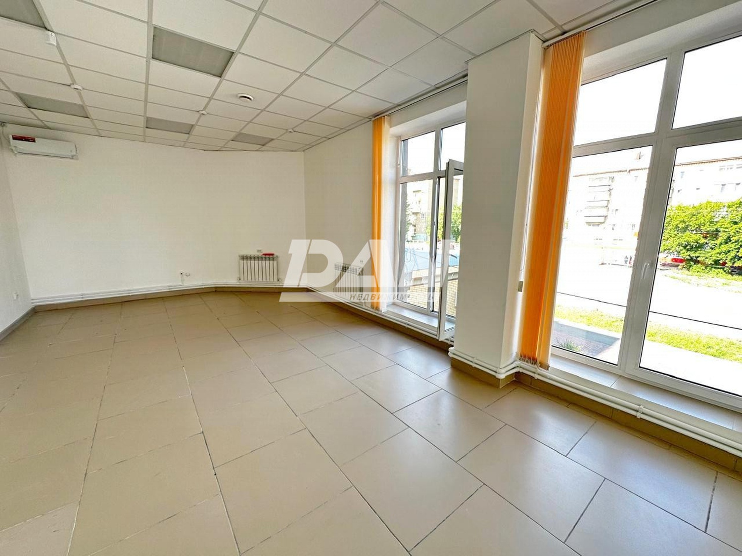 Торговая площадь 344,9 м²