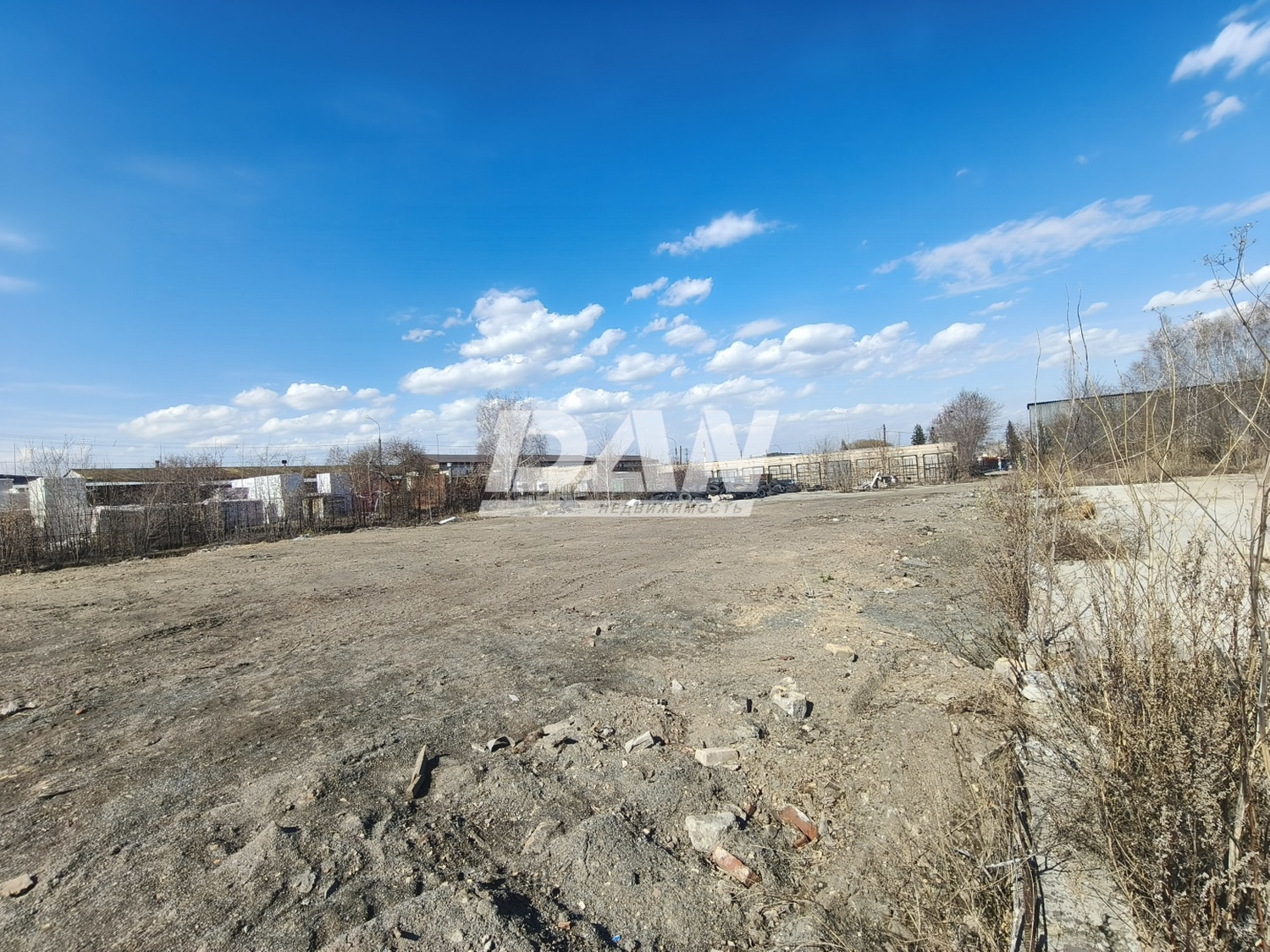 Склад 1300 м²