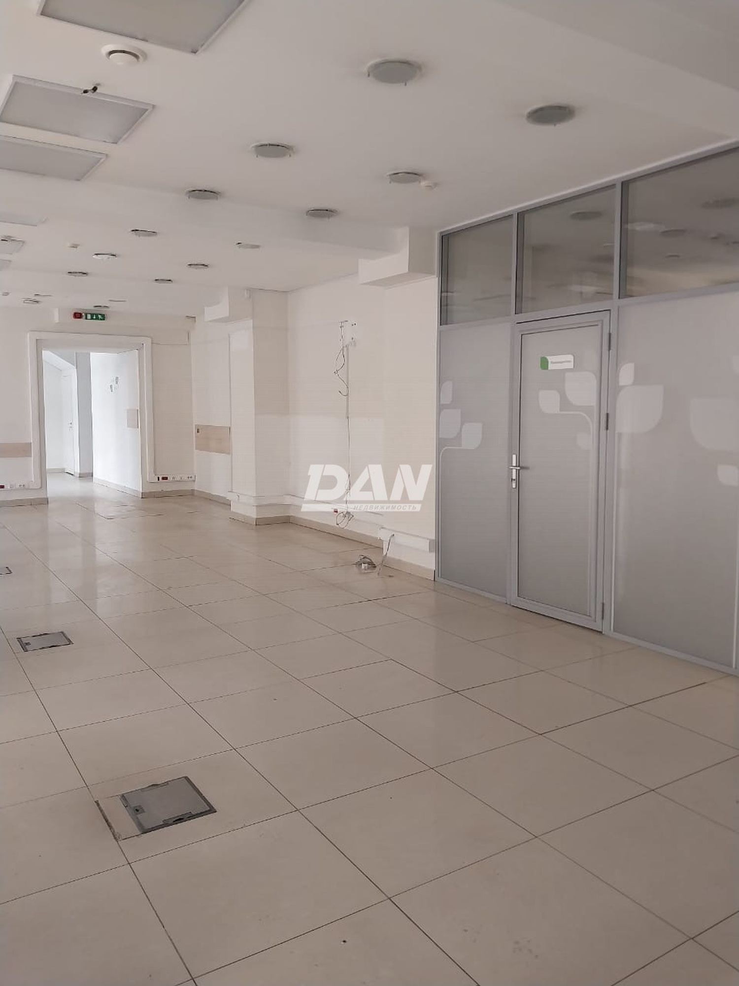 Торговое помещение 244,6 м²