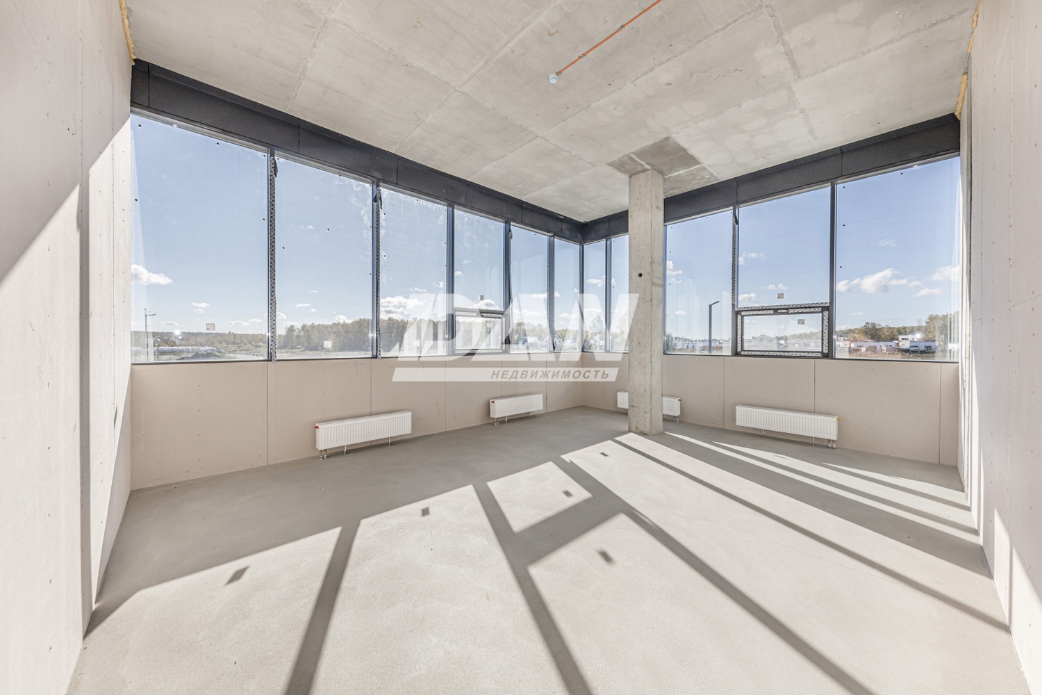 Помещение свободного назначения 641,3 м²