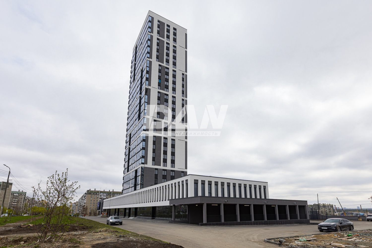 Торговая площадь 298,6 м²