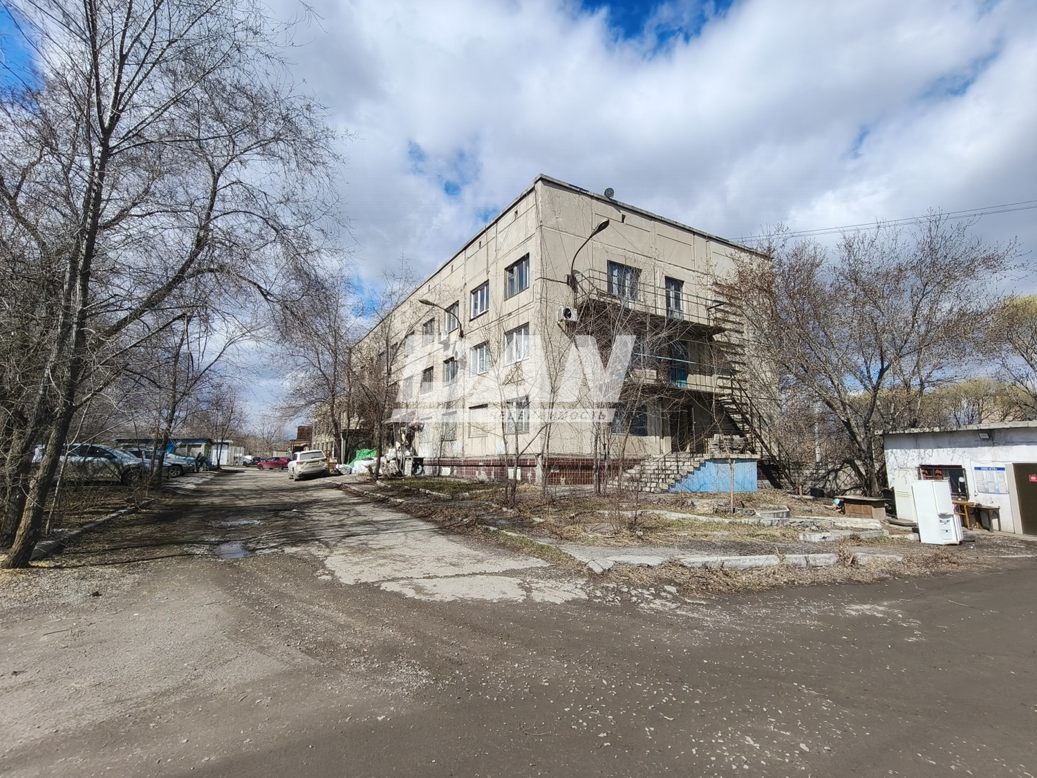 Производственное помещение 6500 м²