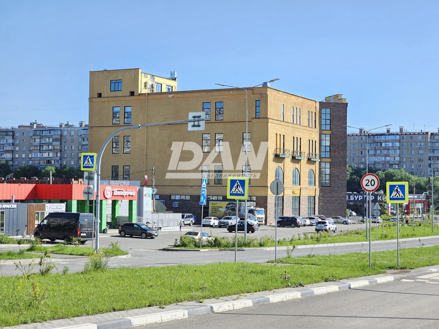 Помещение свободного назначения 350 м²