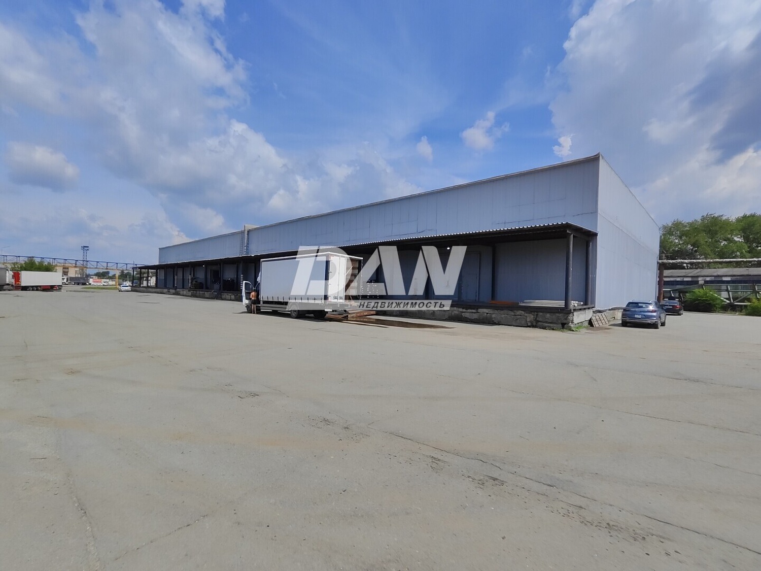 Склад 1410 м²