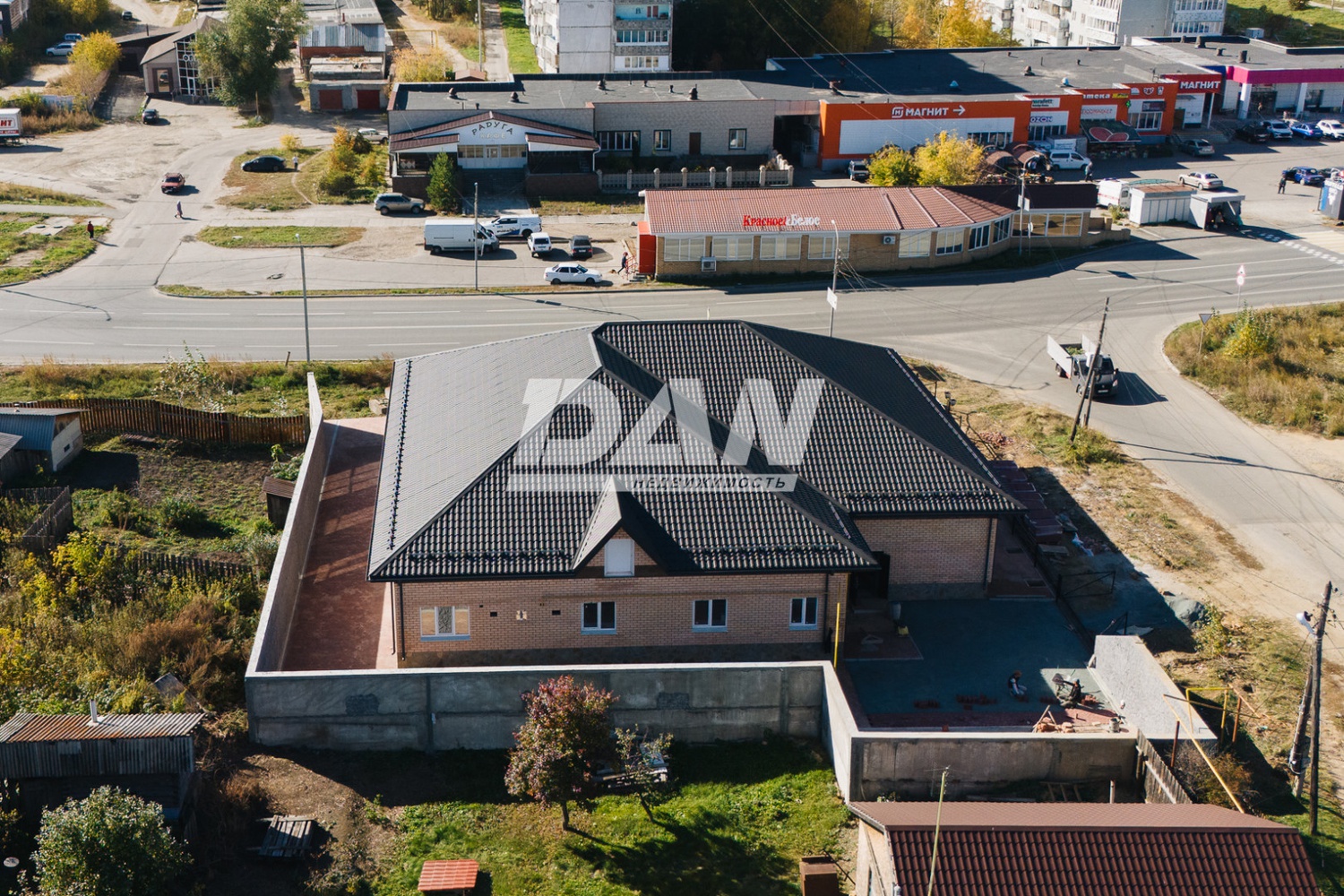 Торговое помещение 180 м²