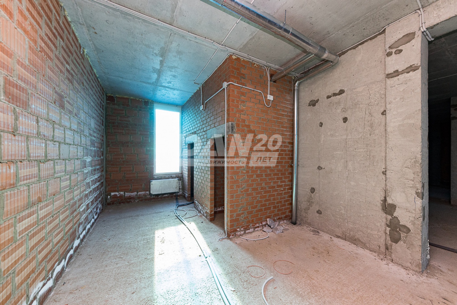 Торговая площадь 298,6 м²