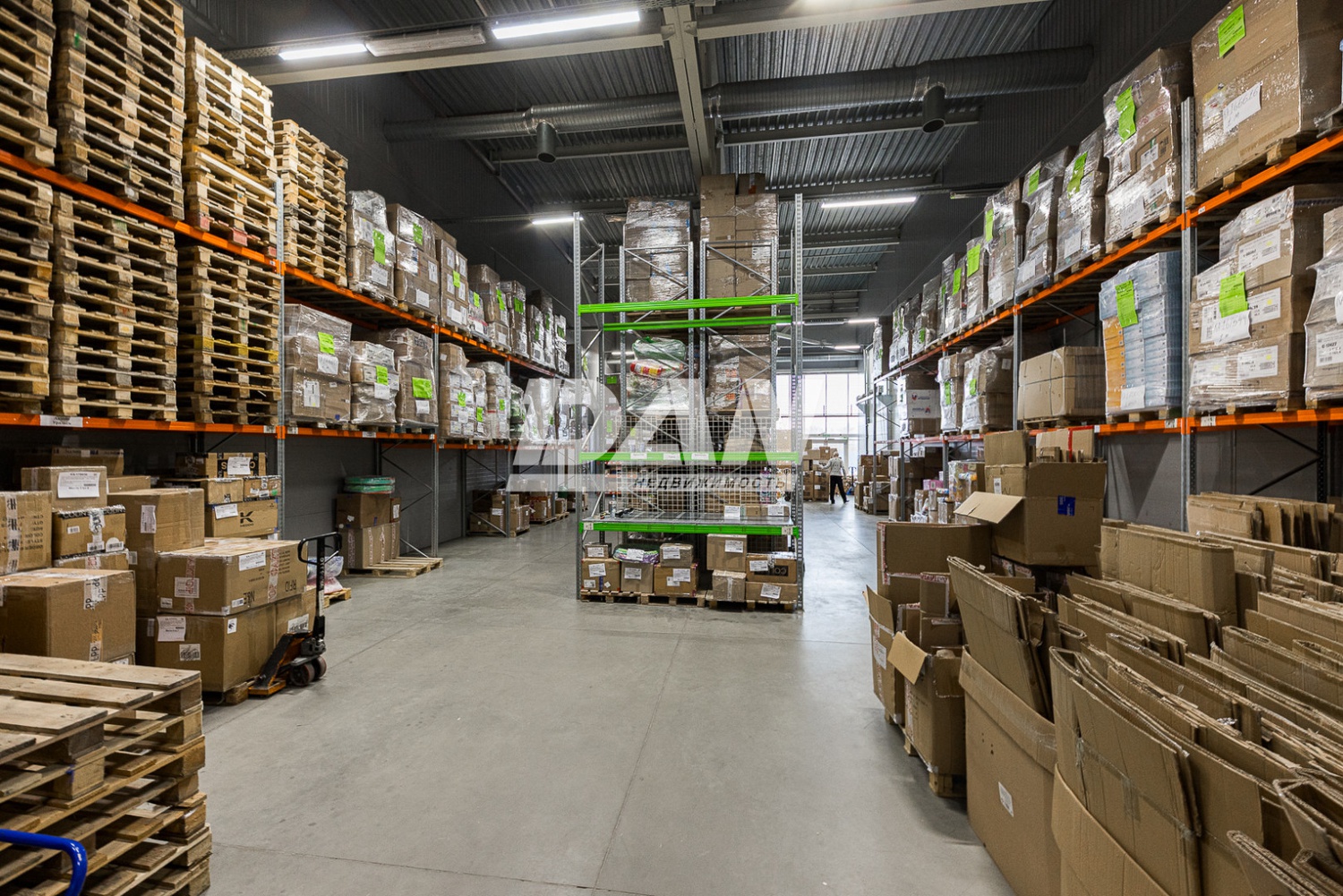 Помещение свободного назначения 7101,7 м²