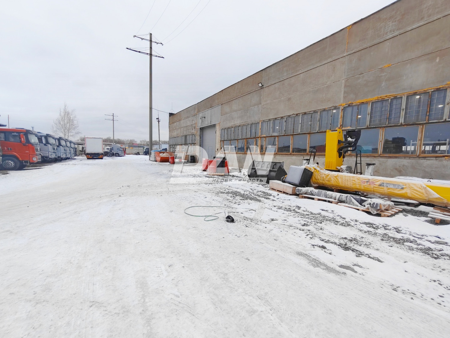 Помещение свободного назначения 1000 м²