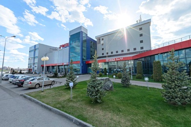 Киноцентр «Ривьера» с участками и собственным пирсом в Казани выставят на торги