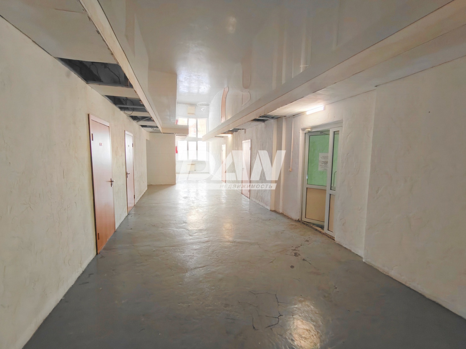 Помещение свободного назначения 4439,9 м²