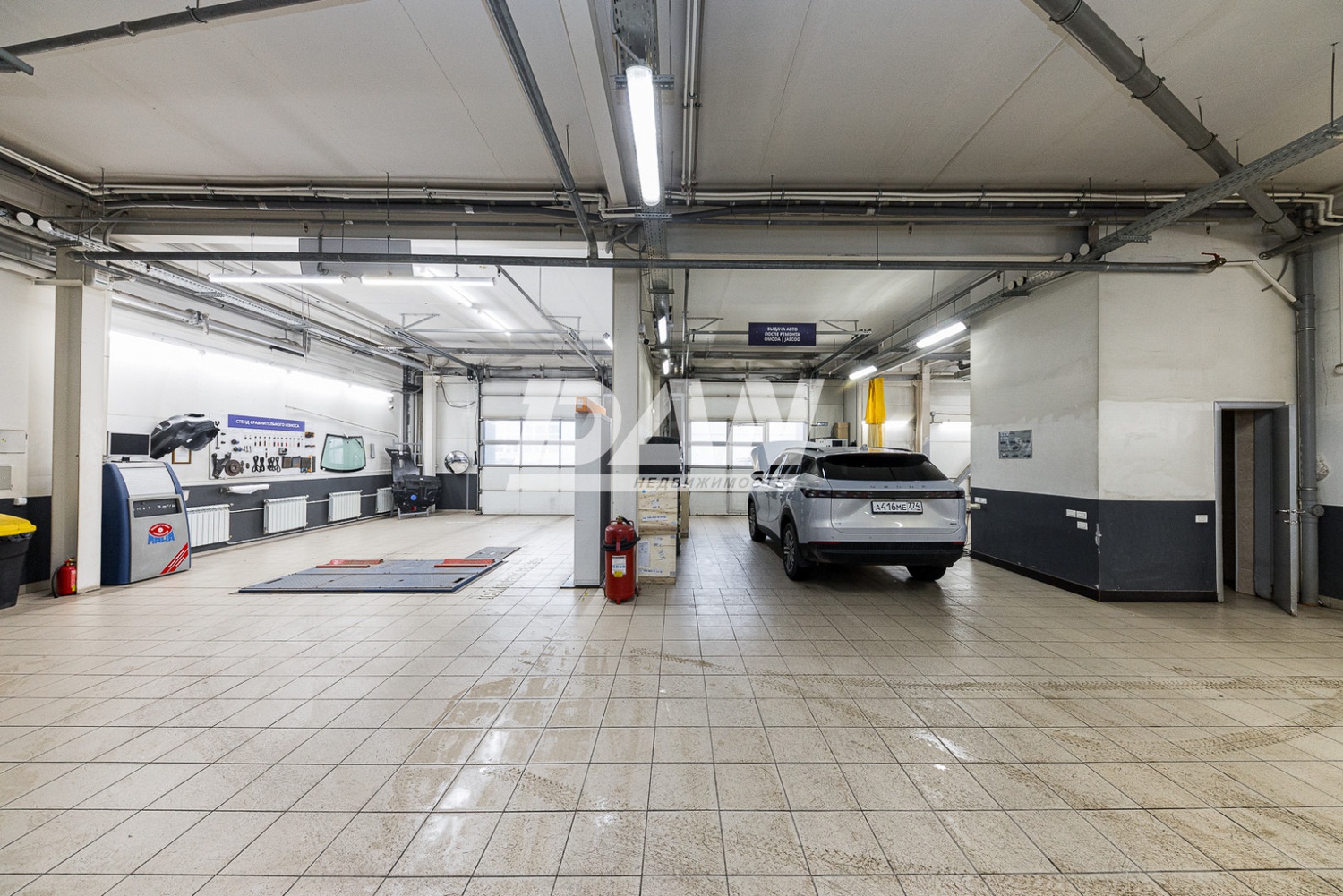 Торговое помещение 1800 м²