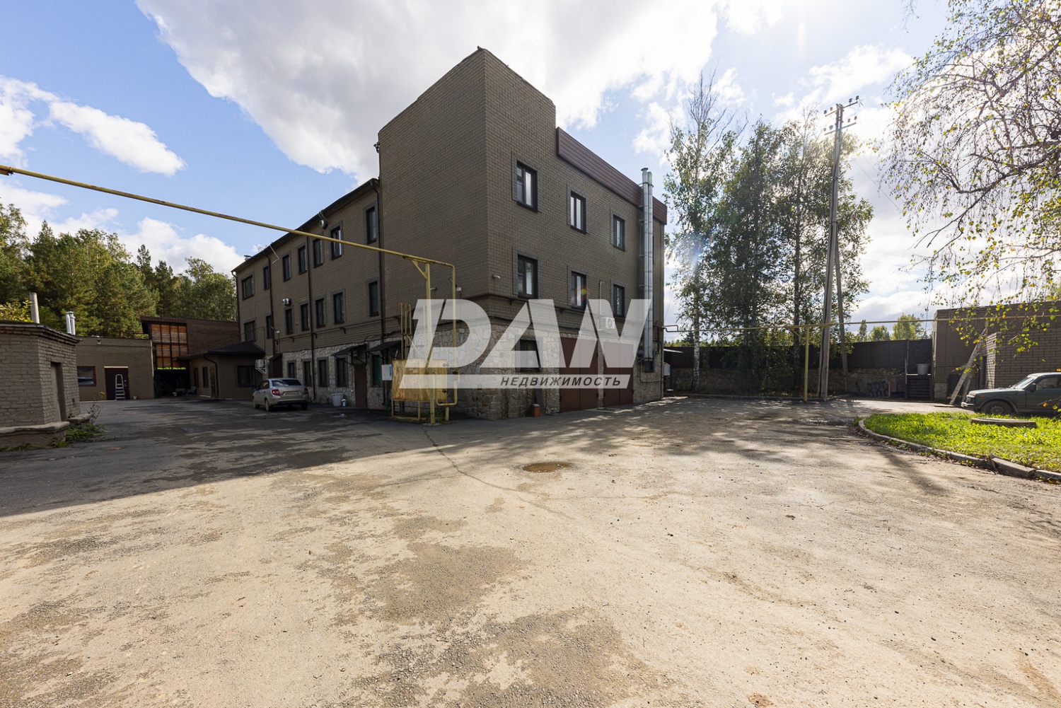 Помещение свободного назначения 573,2 м²