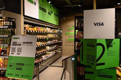 Сбербанк, «Азбука Вкуса» и Visa открыли магазин с зоной Take&Go для всех желающих