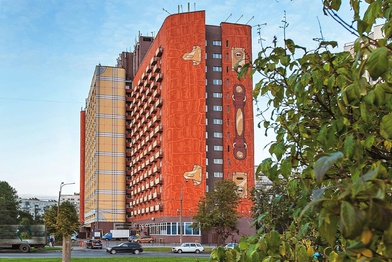 Компания «Базальт» выкупила гостиницу «Карелия» в Петербурге