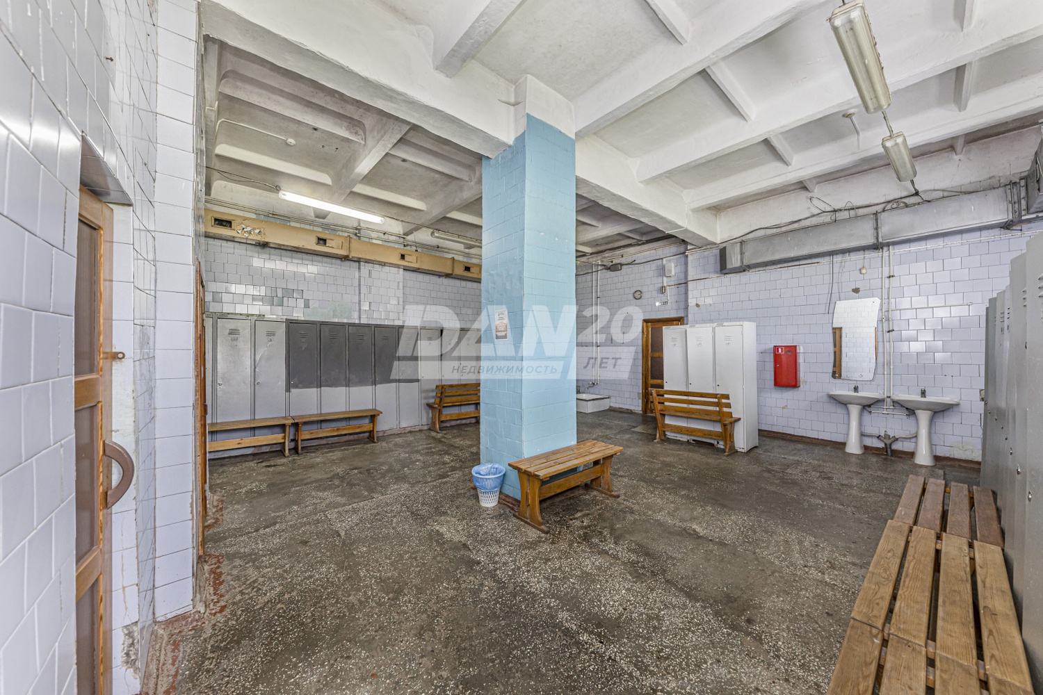 Помещение свободного назначения 818,6 м²
