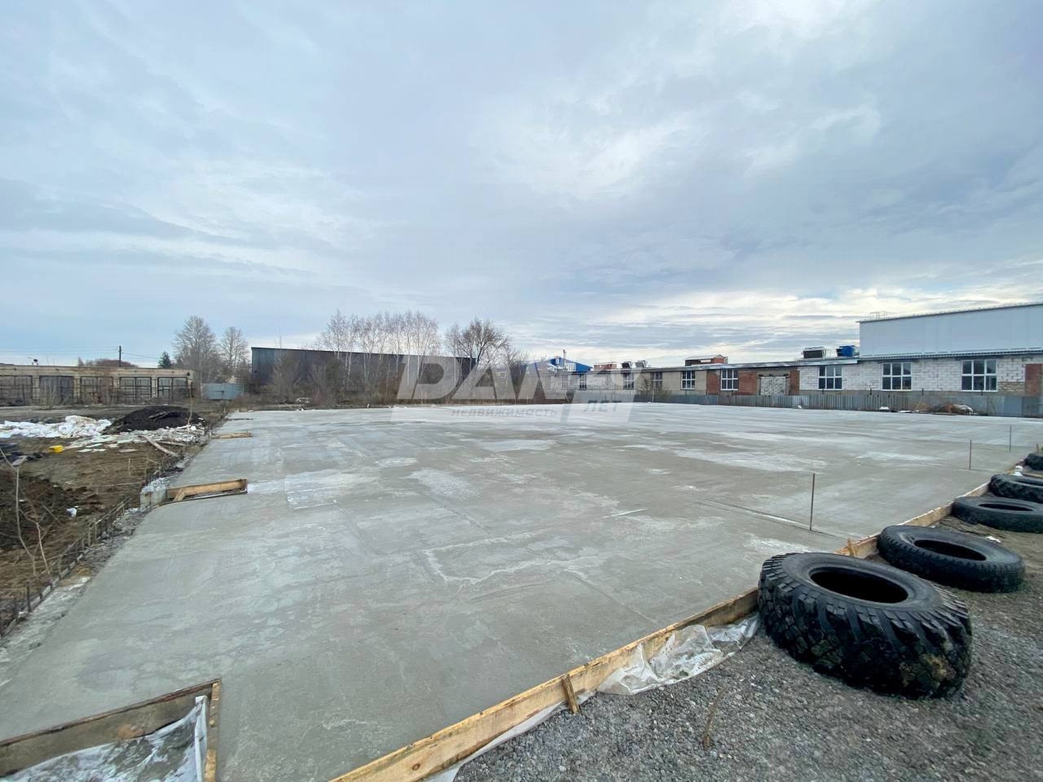 Склад 1700 м²