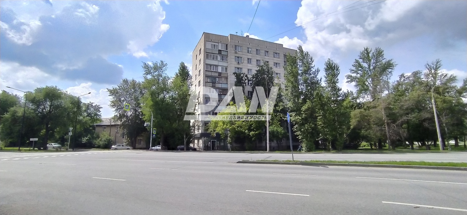 Торговая площадь 102 м²