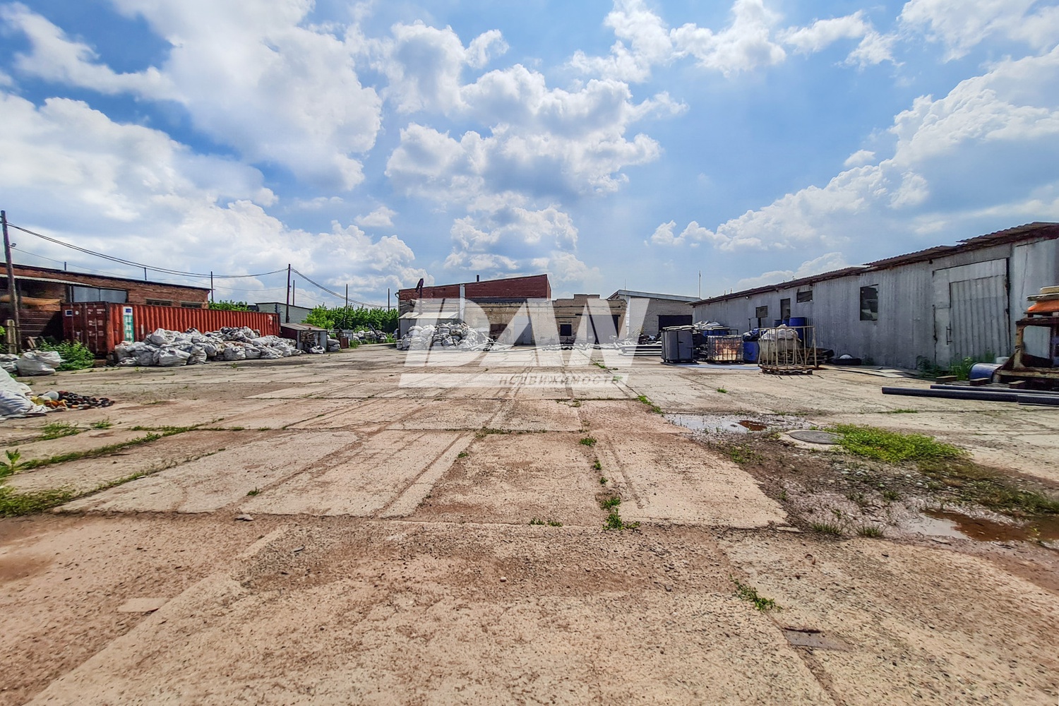 Помещение свободного назначения 940,4 м²