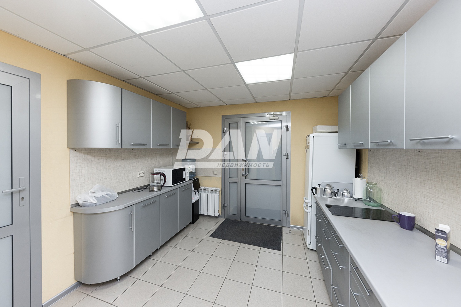 Помещение свободного назначения 142 м²