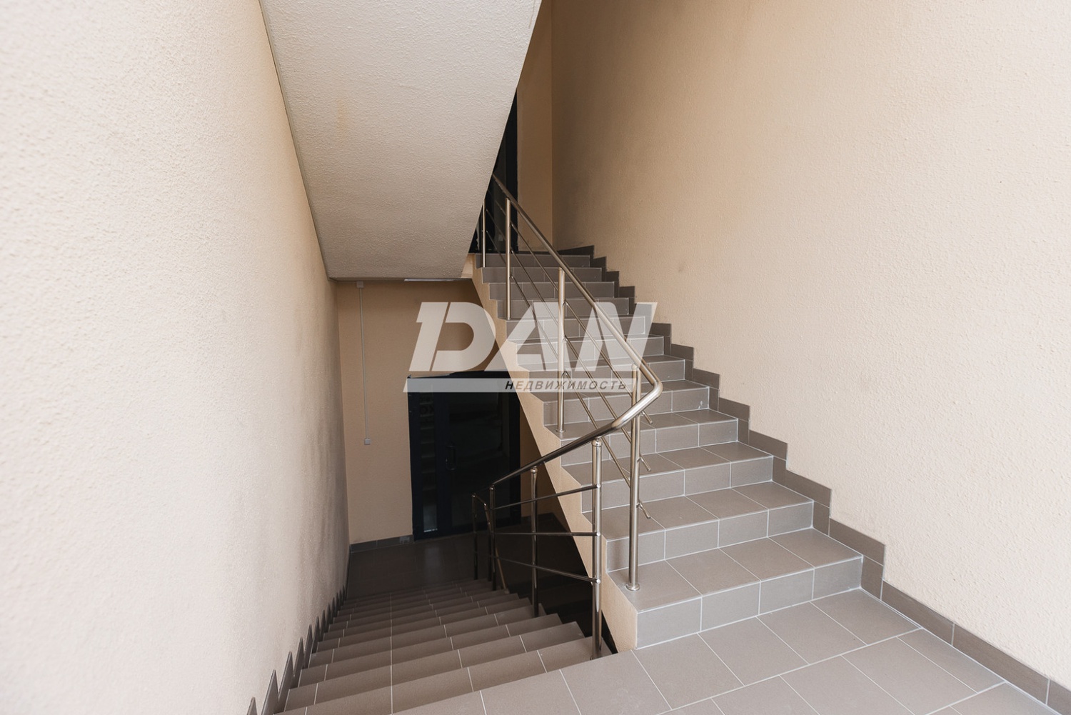 Помещение свободного назначения 840 м²