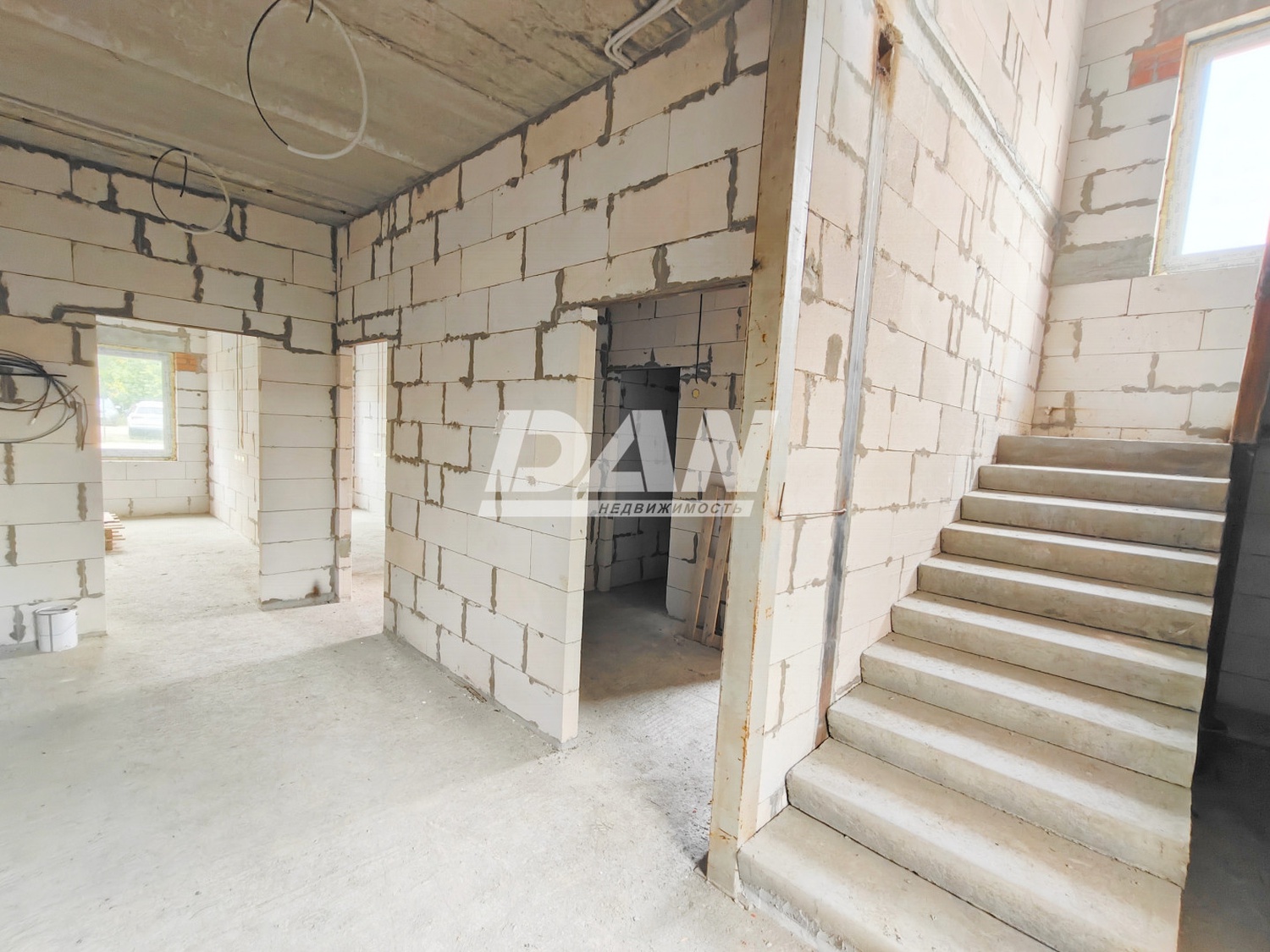 Склад 1668 м²