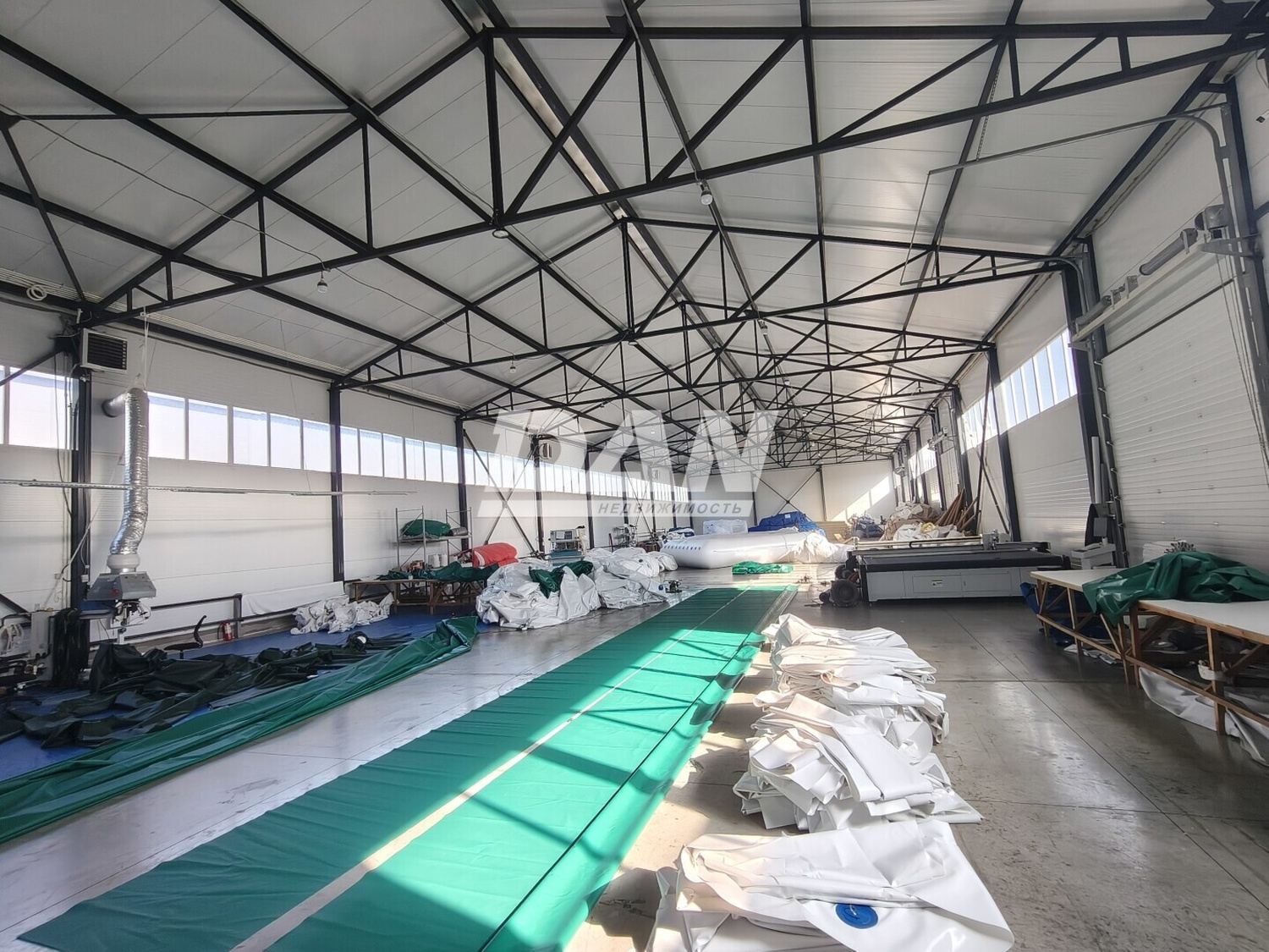 Склад 1283 м²