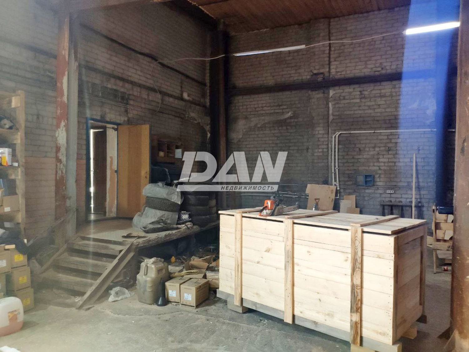 Склад 372,1 м²