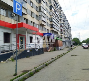 Торговое помещение, 399 м²