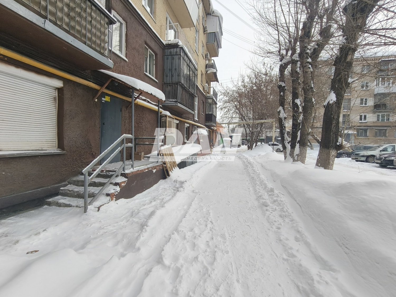 Торговое помещение 180 м²