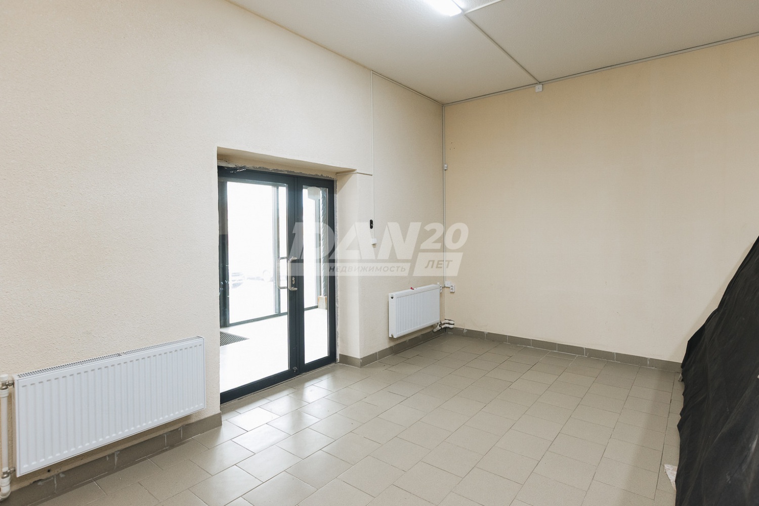 Помещение свободного назначения 287 м²