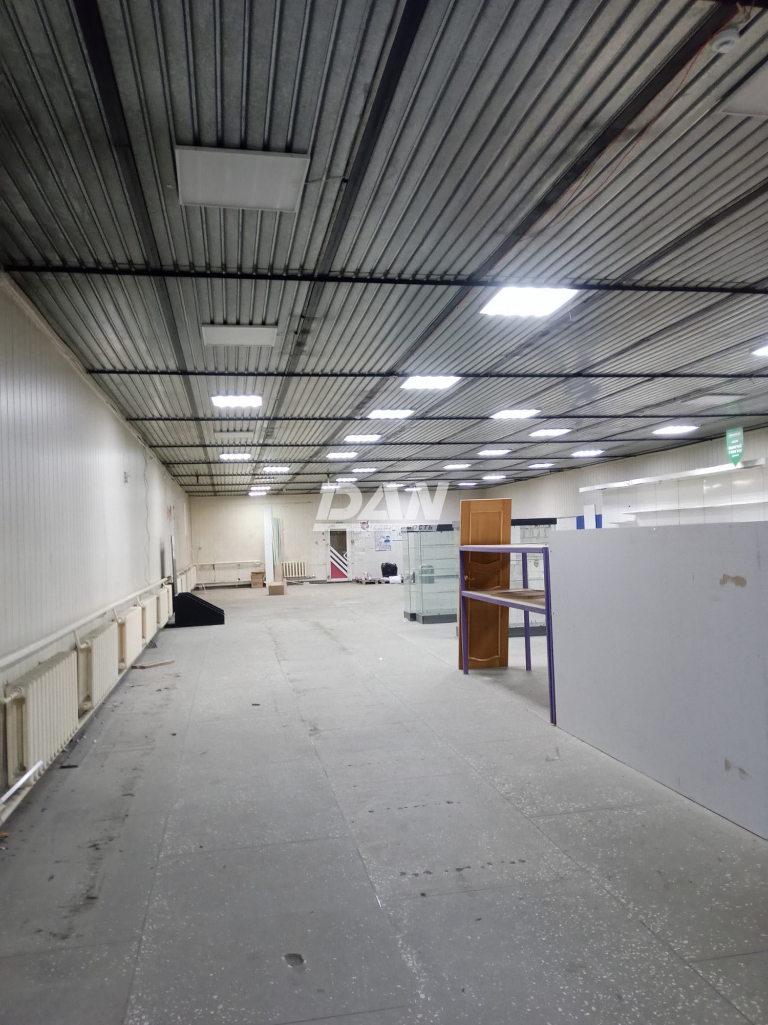 Торговое помещение 400 м²