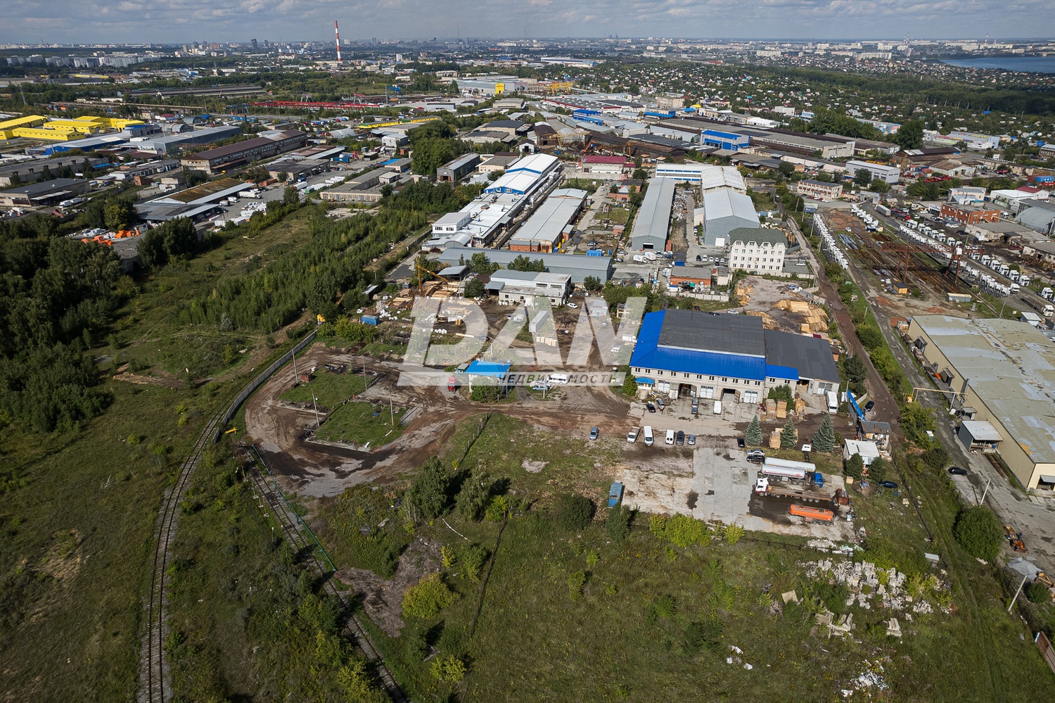 Производственное помещение 6460 м²