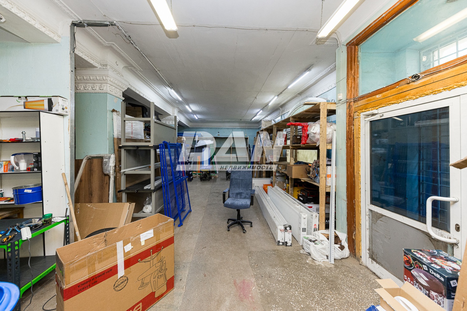 Помещение свободного назначения 353 м²