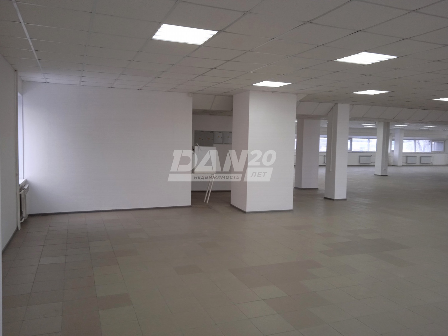 Помещение свободного назначения 600 м²