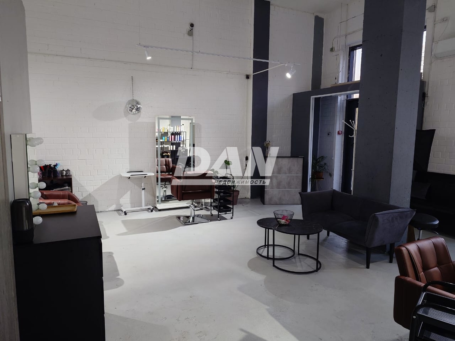 Помещение свободного назначения 54 м²