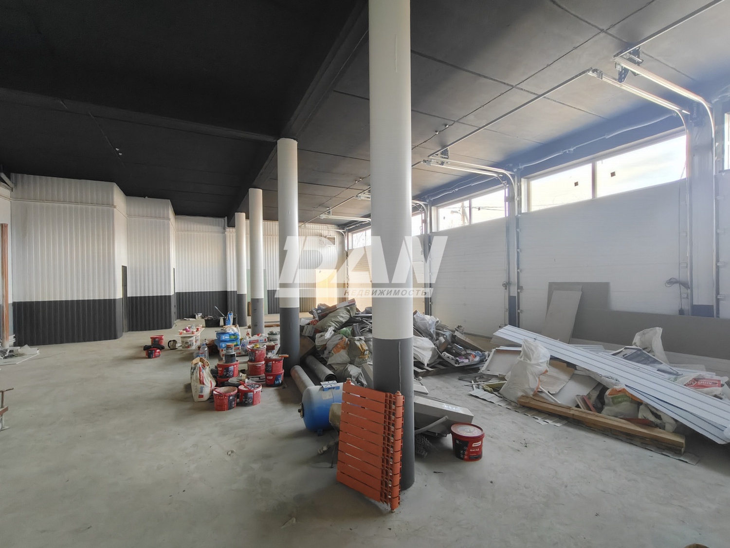 Помещение свободного назначения 268 м²